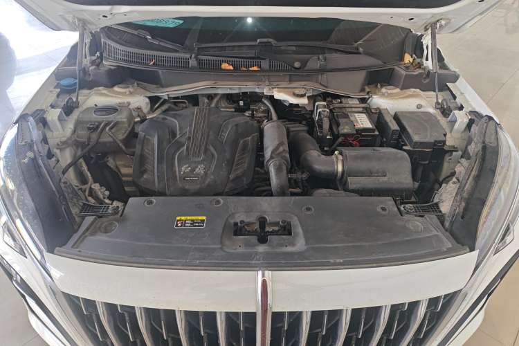 Used Hongqi HS3 2023 1.5T Two-Wheel Drive Shanwei Edition Engine Bay