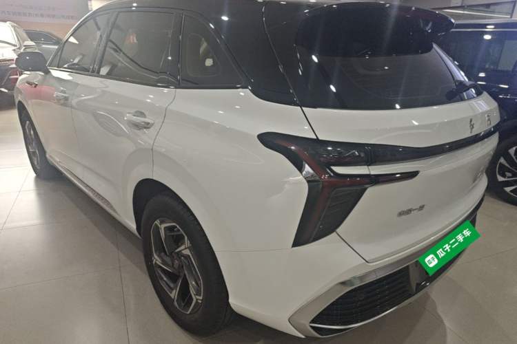 Used Hongqi HS3 2023 1.5T Two-Wheel Drive Shanwei Edition Exterior 2