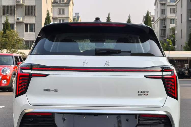 Used Hongqi HS3 2023 1.5T Two-Wheel Drive Shanwei Edition Exterior 3
