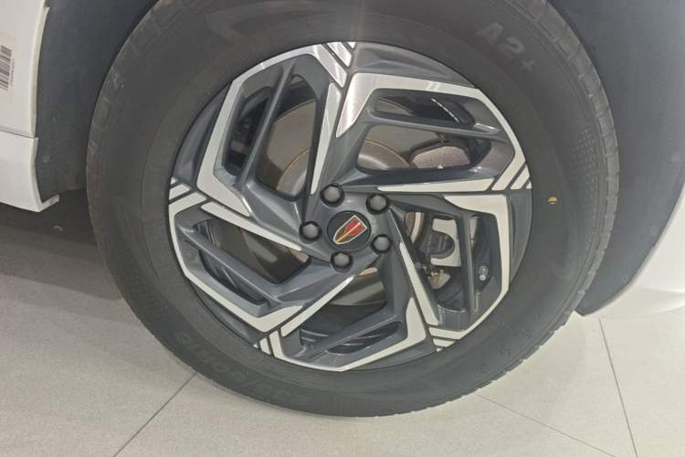 Used Hongqi HS3 2023 1.5T Two-Wheel Drive Shanwei Edition Exterior 4