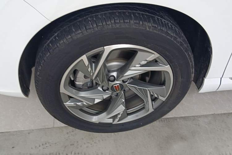 Used Hongqi HS3 2023 2.0T Two-Wheel Drive Available Version Exterior 4