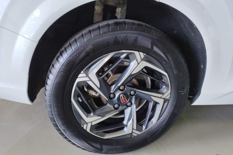 Used Hongqi HS3 2023 1.5T Two-Wheel Drive Shanwei Edition Exterior 8