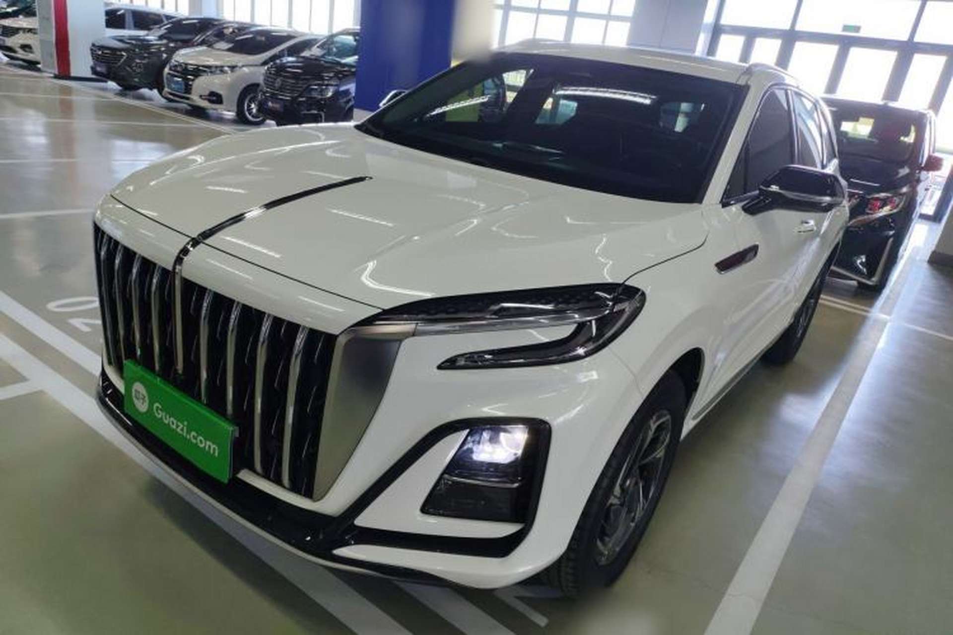Used Hongqi HS3 2023 1.5T Two-Wheel Drive Shanwei Edition Front Left 45 Deg