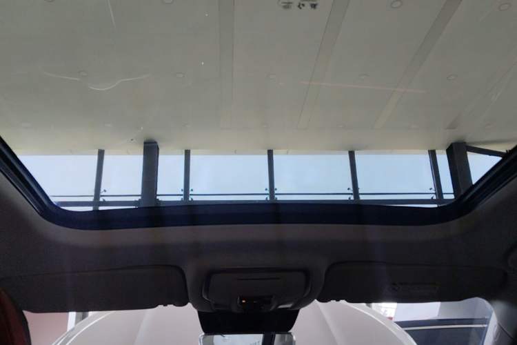 Used Hongqi HS3 2023 1.5T Two-Wheel Drive Shanwei Edition Headliner