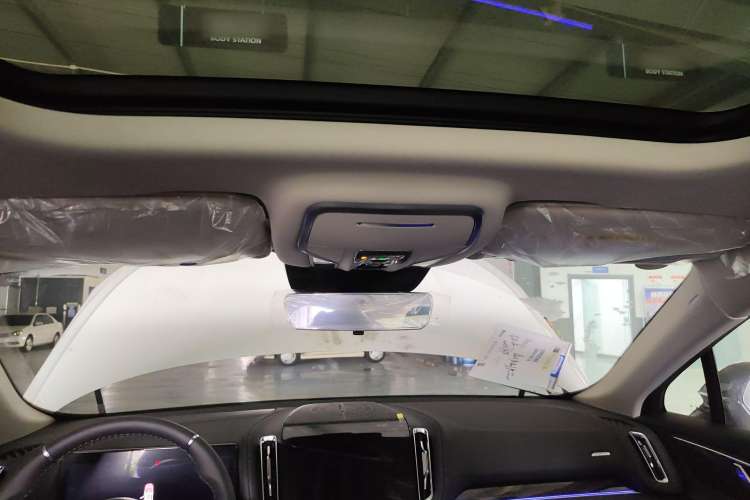 Used Hongqi HS3 2023 2.0T Two-Wheel Drive Available Version Headliner