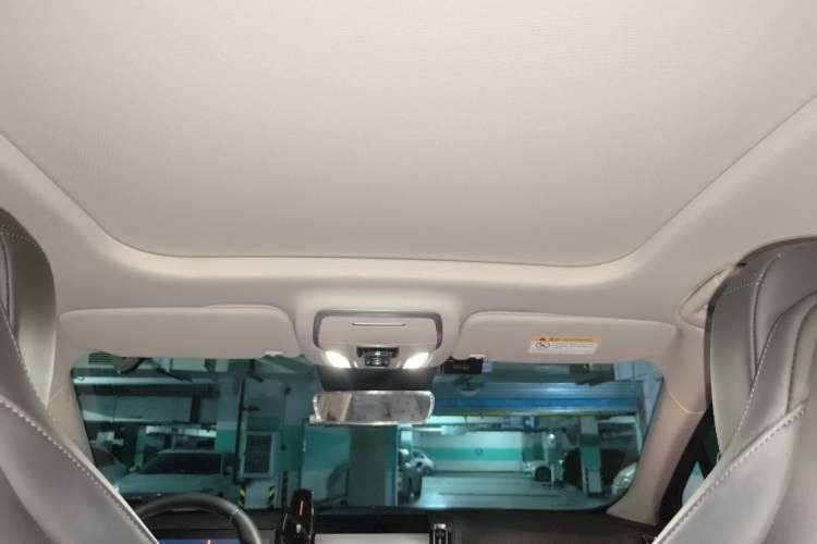 Used Hongqi HS3 2023 1.5T Two-Wheel Drive Shanwei Edition Headliner