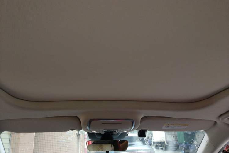 Used Hongqi HS3 2023 1.5T Two-Wheel Drive Shanwei Edition Headliner