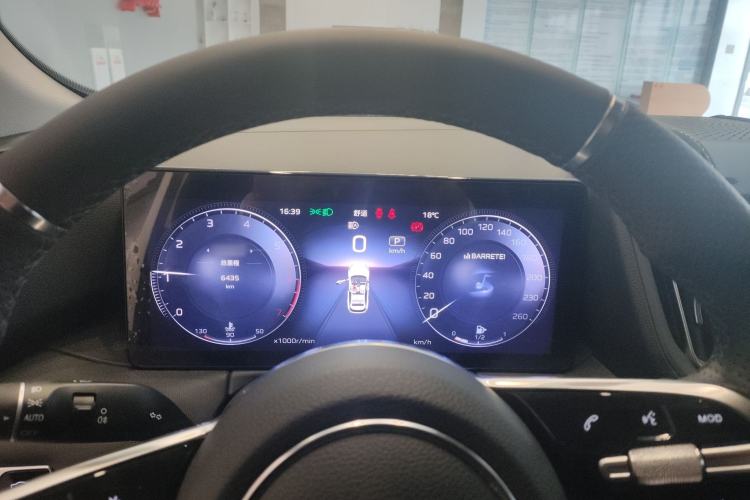 Used Hongqi HS3 2023 1.5T Two-Wheel Drive Shanwei Edition Instrument Cluster