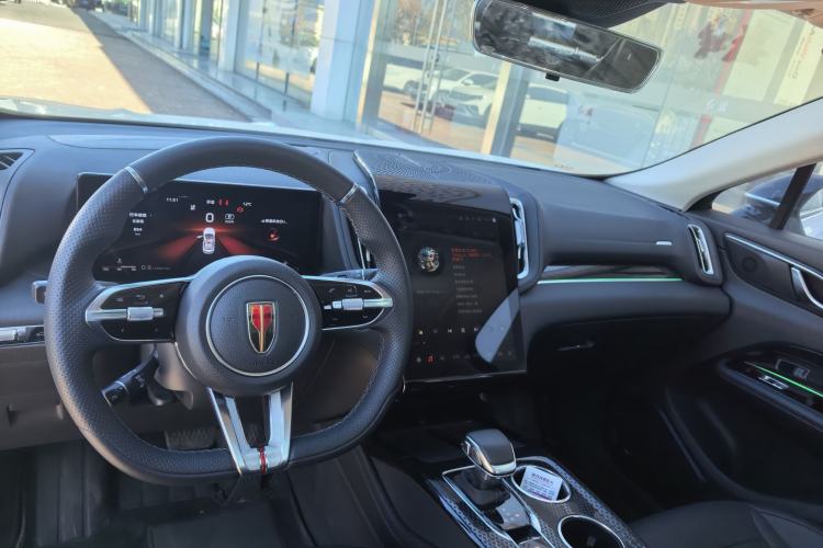 Used Hongqi HS3 2023 1.5T Two-Wheel Drive Shanwei Edition Interior 1