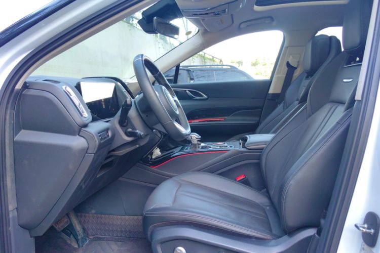 Used Hongqi HS3 2023 2.0T All-Wheel-Drive Youwei Version Interior 1