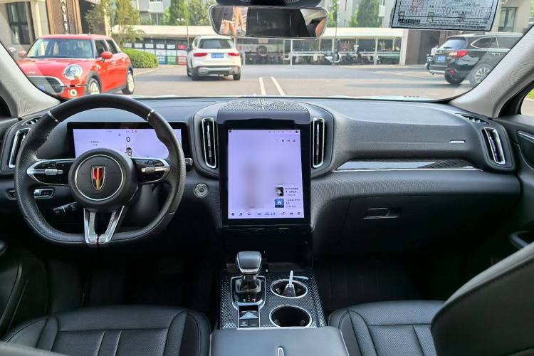 Used Hongqi HS3 2023 1.5T Two-Wheel Drive Shanwei Edition Interior 1