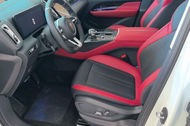 Used Hongqi HS3 2023 1.5T Two-Wheel Drive Shanwei Edition Interior 1