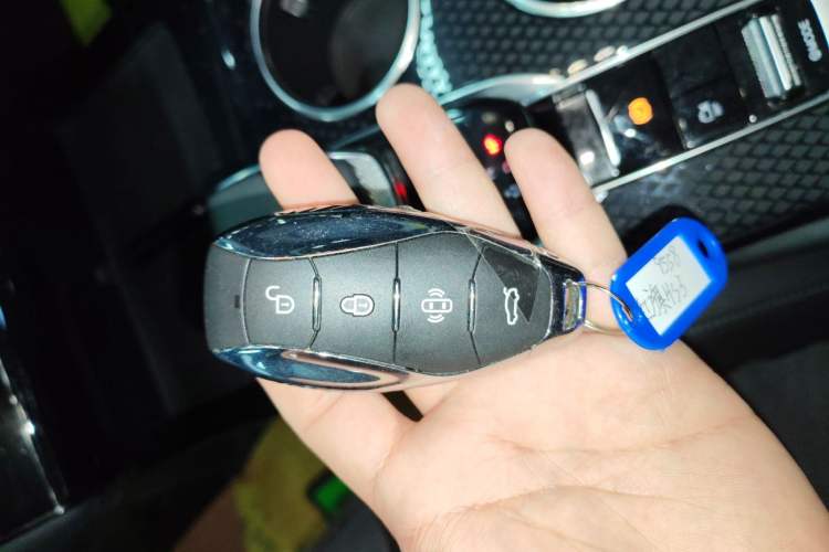 Used Hongqi HS3 2023 1.5T Two-Wheel Drive Shanwei Edition Interior 1