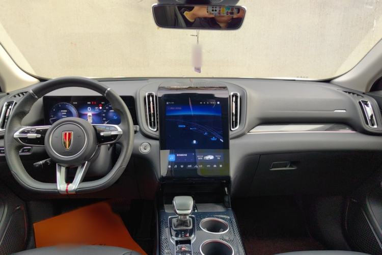 Used Hongqi HS3 2023 2.0T All-Wheel-Drive Youwei Version Interior 2
