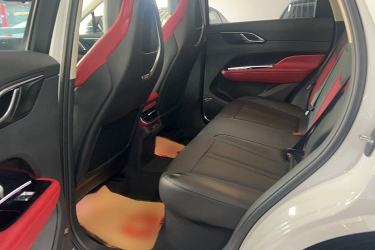Used Hongqi HS3 2023 1.5T Two-Wheel Drive Shanwei Edition Interior 2