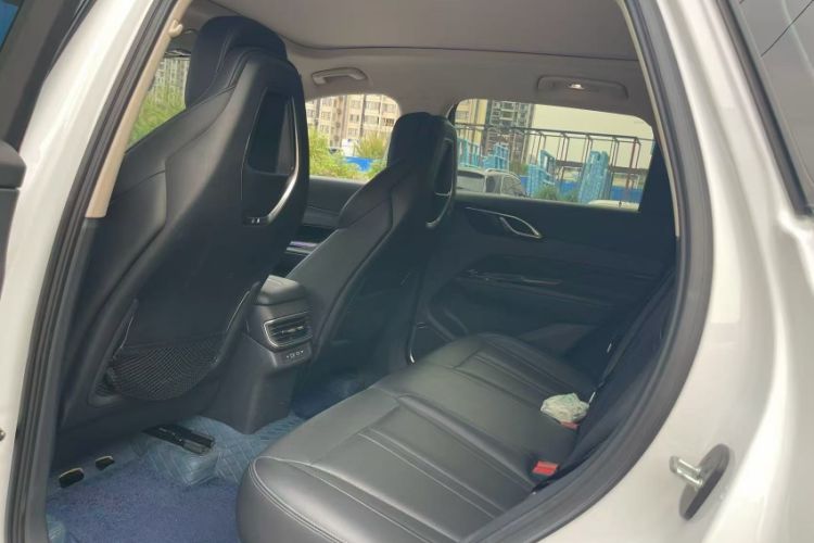 Used Hongqi HS3 2023 2.0T Two-Wheel Drive Available Version Interior 3