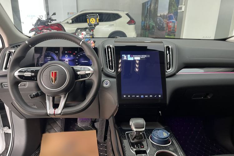 Used Hongqi HS3 2023 2.0T All-Wheel-Drive Youwei Version Interior 3