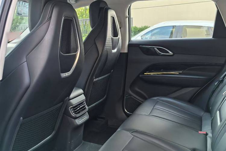 Used Hongqi HS3 2023 1.5T Two-Wheel Drive Shanwei Edition Interior 3