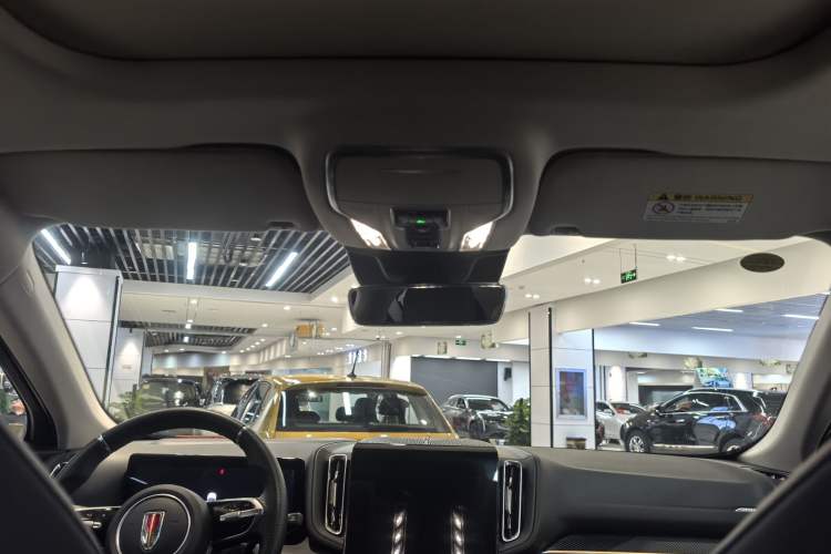 Used Hongqi HS3 2023 2.0T All-Wheel-Drive Youwei Version Interior 3