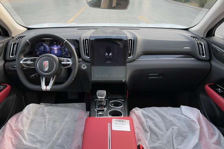 Used Hongqi HS3 2023 1.5T Two-Wheel Drive Shanwei Edition Interior 3