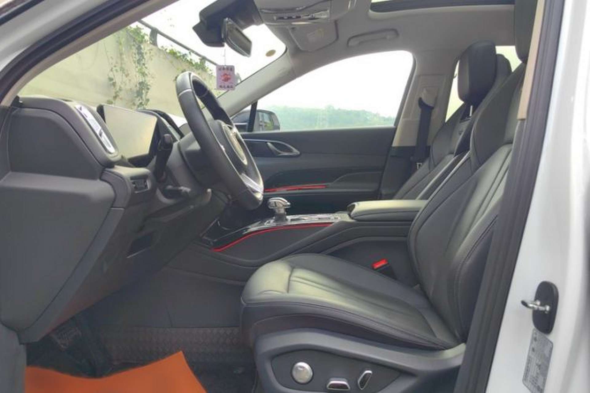 Used Hongqi HS3 2023 2.0T All-Wheel-Drive Youwei Version Interior 3