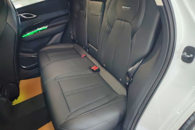 Used Hongqi HS3 2023 1.5T Two-Wheel Drive Shanwei Edition Interior 4
