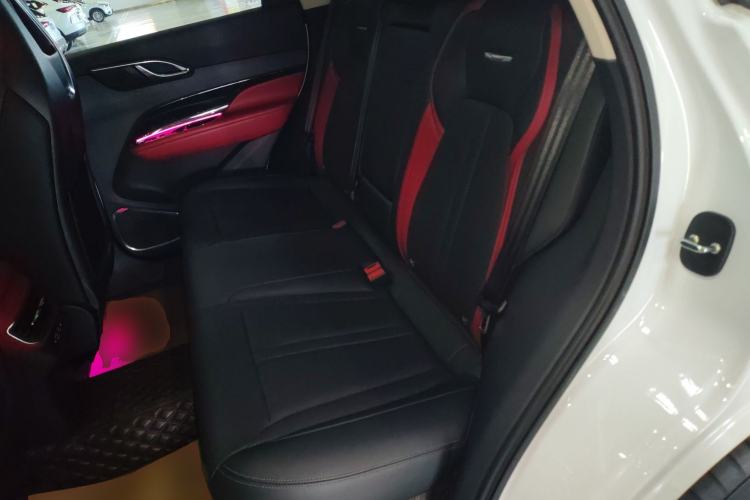 Used Hongqi HS3 2023 1.5T Two-Wheel Drive Shanwei Edition Interior 4