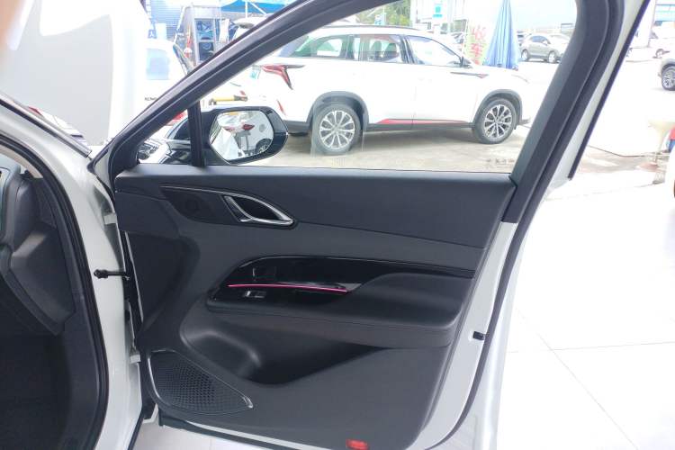 Used Hongqi HS3 2023 2.0T All-Wheel-Drive Youwei Version Interior 5