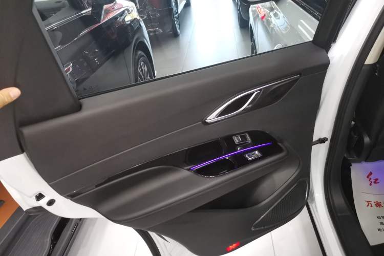 Used Hongqi HS3 2023 1.5T Two-Wheel Drive Shanwei Edition Interior 8