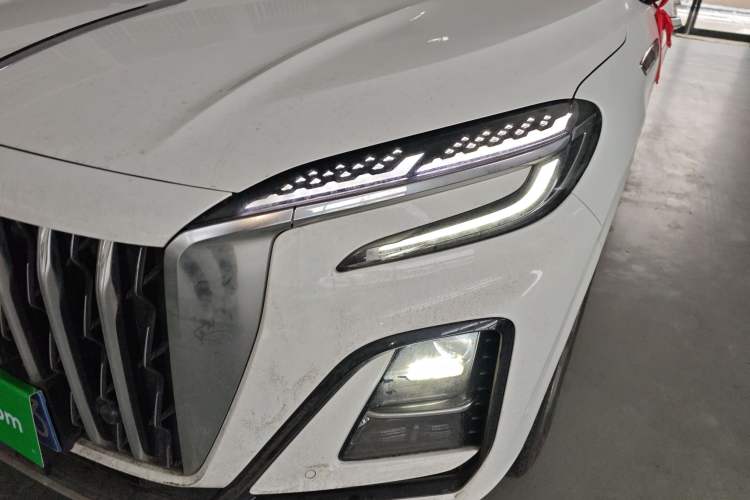 Used Hongqi HS3 2023 2.0T All-Wheel-Drive Youwei Version Left Front Headlight