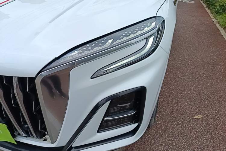 Used Hongqi HS3 2023 1.5T Two-Wheel Drive Shanwei Edition Left Front Headlight