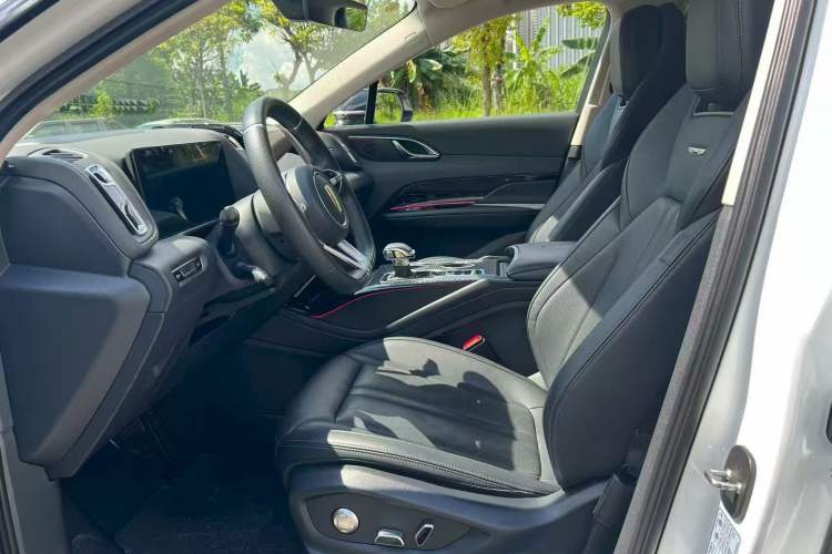 Used Hongqi HS3 2023 2.0T All-Wheel-Drive Youwei Version Left Front Seat