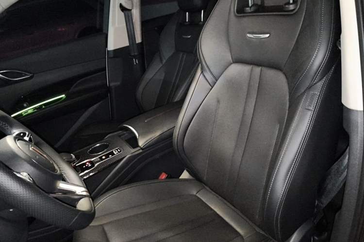 Used Hongqi HS3 2023 1.5T Two-Wheel Drive Shanwei Edition Left Front Seat