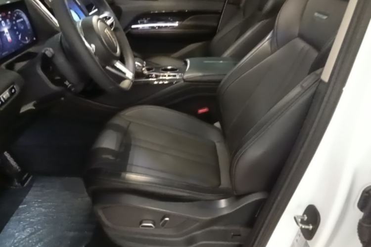 Used Hongqi HS3 2023 1.5T Two-Wheel Drive Shanwei Edition Left Front Seat