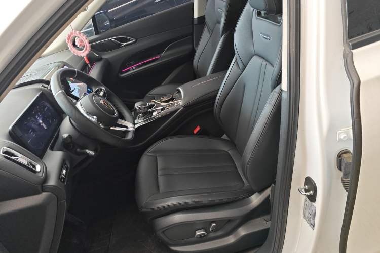 Used Hongqi HS3 2023 1.5T Two-Wheel Drive Shanwei Edition Left Front Seat