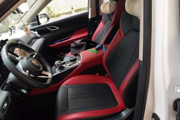 Used Hongqi HS3 2023 1.5T Two-Wheel Drive Shanwei Edition Left Front Seat