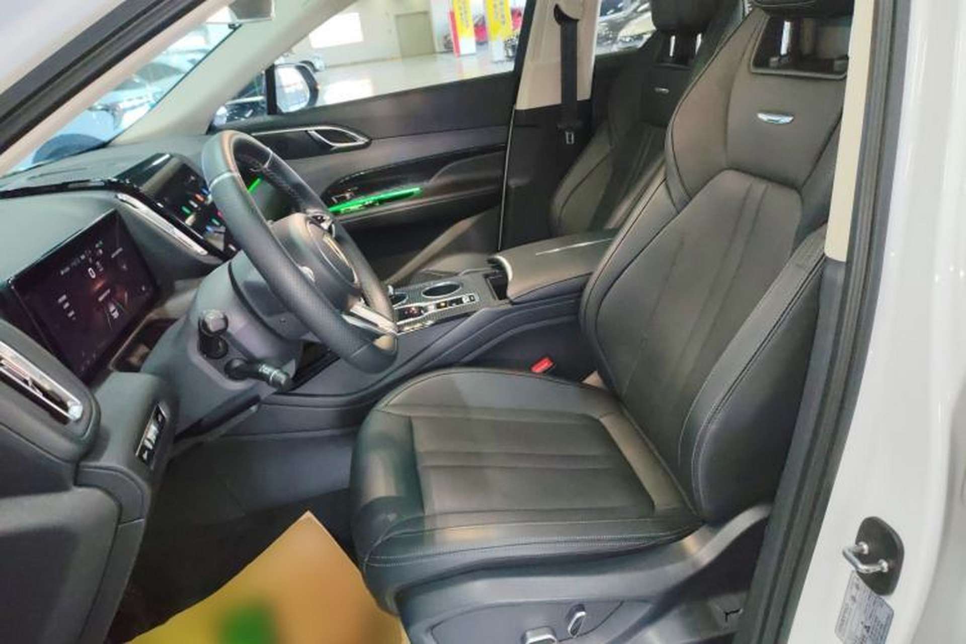 Used Hongqi HS3 2023 1.5T Two-Wheel Drive Shanwei Edition Left Front Seat