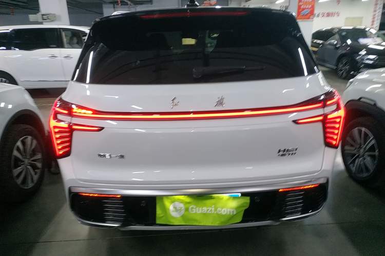 Used Hongqi HS3 2023 2.0T All-Wheel-Drive Youwei Version Rear