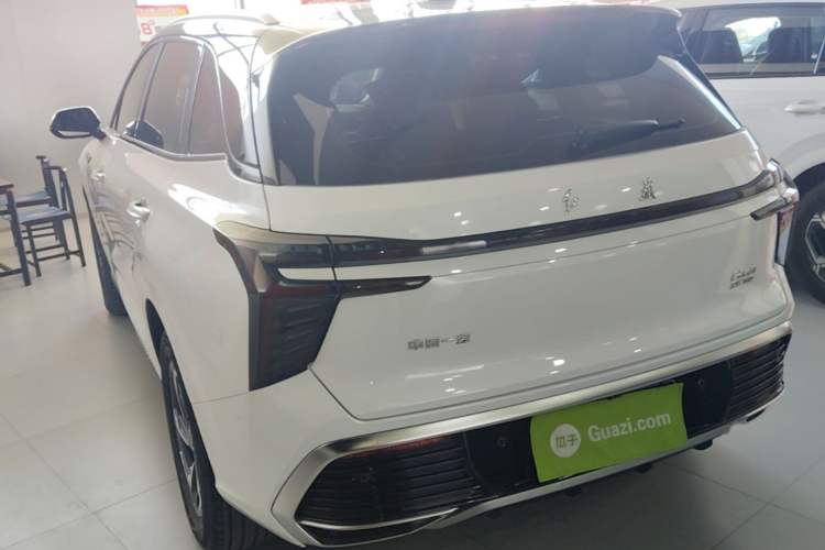 Used Hongqi HS3 2023 1.5T Two-Wheel Drive Shanwei Edition Rear Left 45 Deg