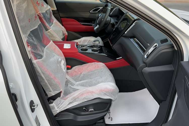 Used Hongqi HS3 2023 1.5T Two-Wheel Drive Shanwei Edition Right Front Seat