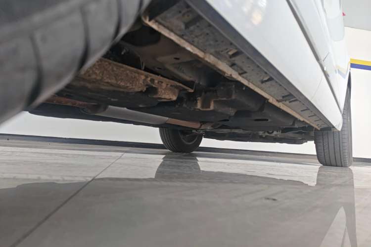 Used Hongqi HS3 2023 1.5T Two-Wheel Drive Shanwei Edition Right Side Sill