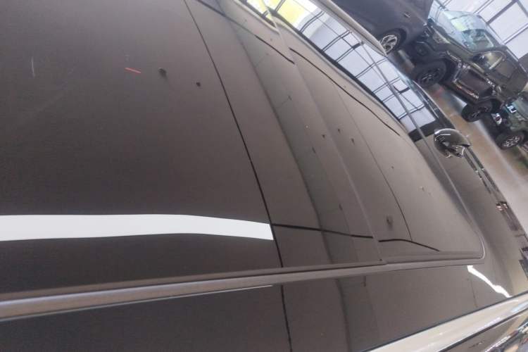Used Hongqi HS3 2023 2.0T All-Wheel-Drive Youwei Version Roof