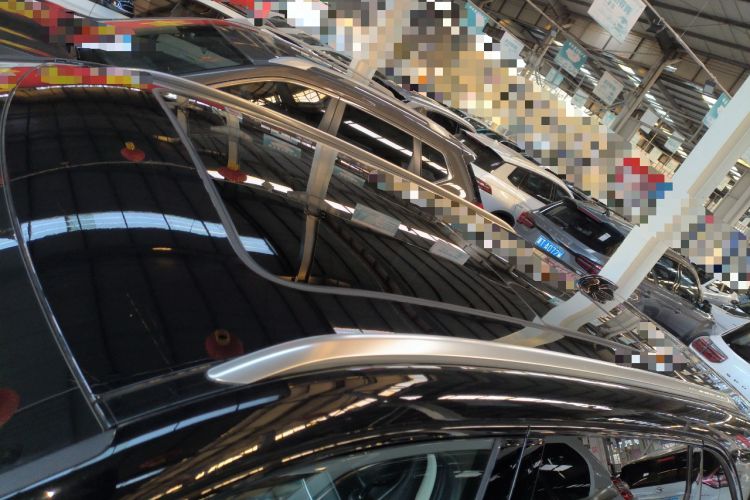 Used Hongqi HS3 2023 2.0T All-Wheel-Drive Youwei Version Roof