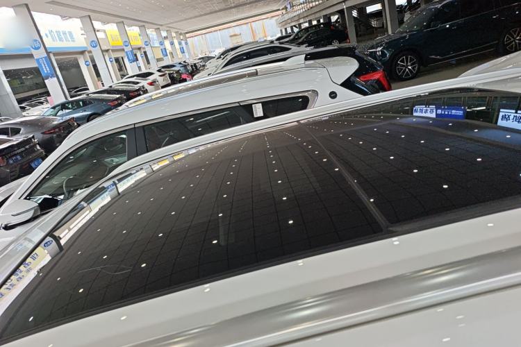 Used Hongqi HS3 2023 1.5T Two-Wheel Drive Shanwei Edition Roof