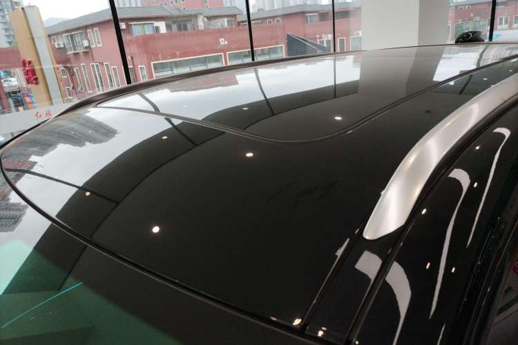 Used Hongqi HS3 2023 2.0T All-Wheel-Drive Youwei Version Roof