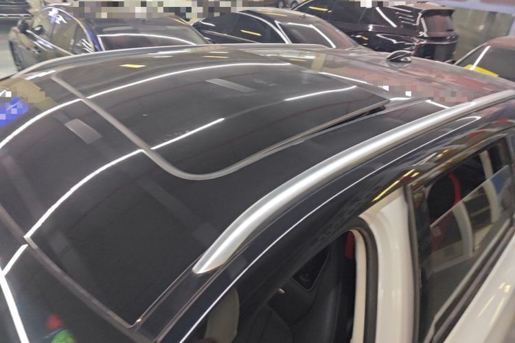 Used Hongqi HS3 2023 1.5T Two-Wheel Drive Shanwei Edition Roof