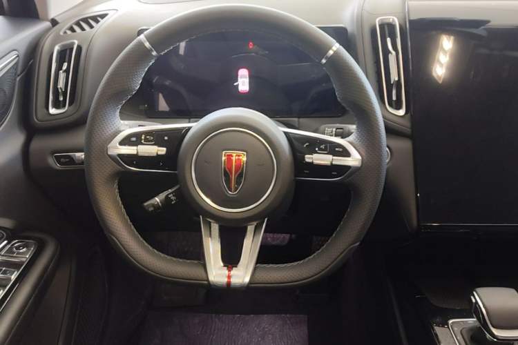 Used Hongqi HS3 2023 1.5T Two-Wheel Drive Shanwei Edition Steering Wheel