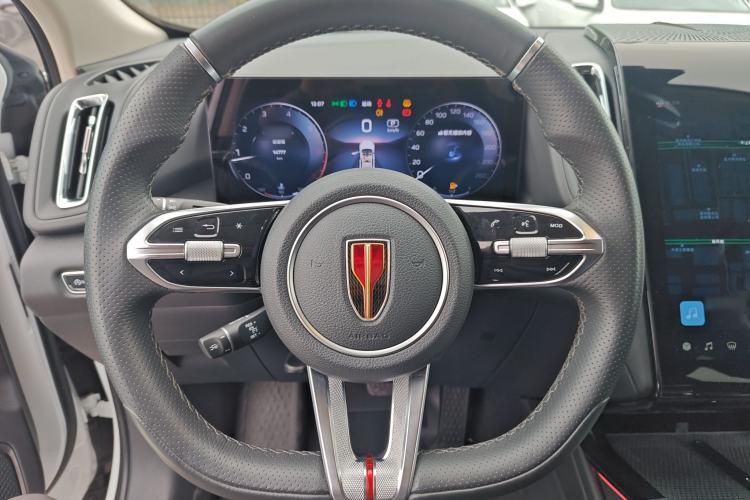 Used Hongqi HS3 2023 2.0T All-Wheel-Drive Youwei Version Steering Wheel