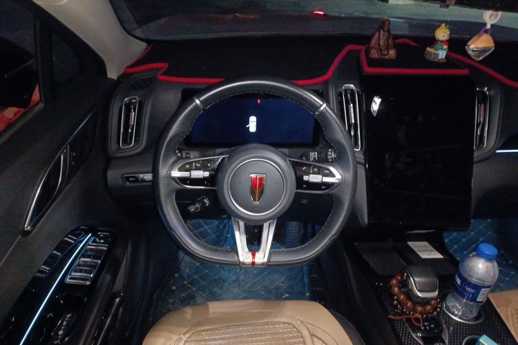 Used Hongqi HS3 2023 1.5T Two-Wheel Drive Shanwei Edition Steering Wheel