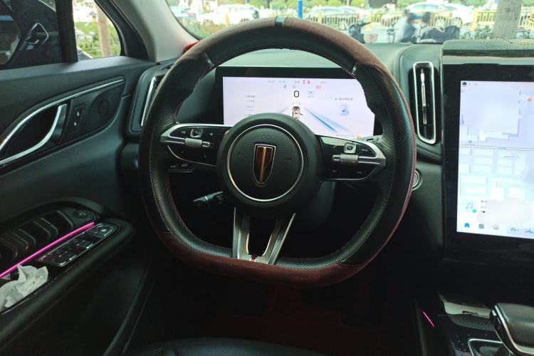 Used Hongqi HS3 2023 2.0T All-Wheel-Drive Youwei Version Steering Wheel